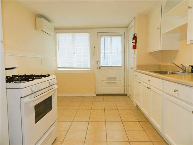 2016 Prytania Street, Unit A New Orleans, LA 70130 - Photo 6 of 13