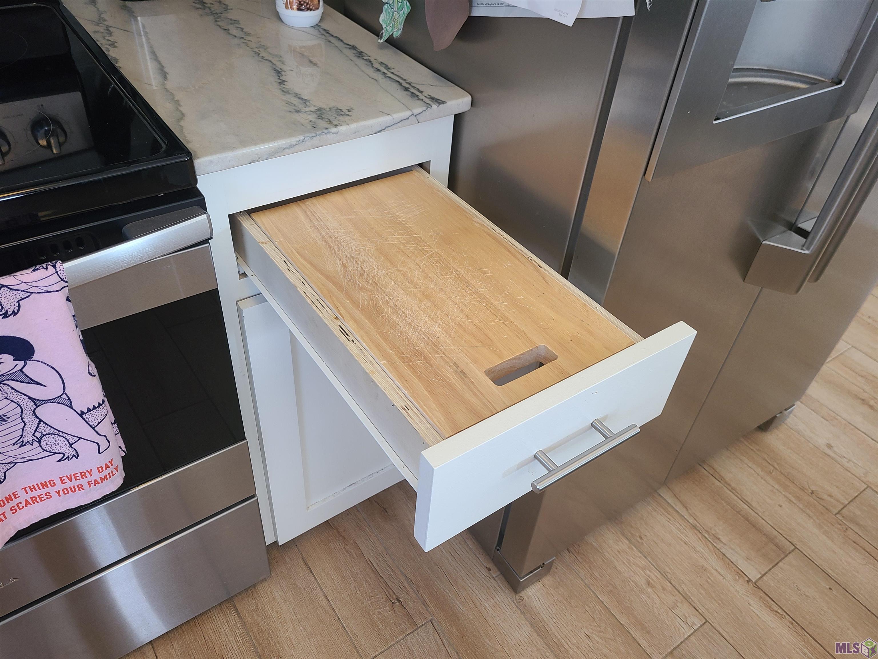 15464 Point Breton Avenue Baton Rouge, LA 70817 - Photo 12 of 25 Cutting Board