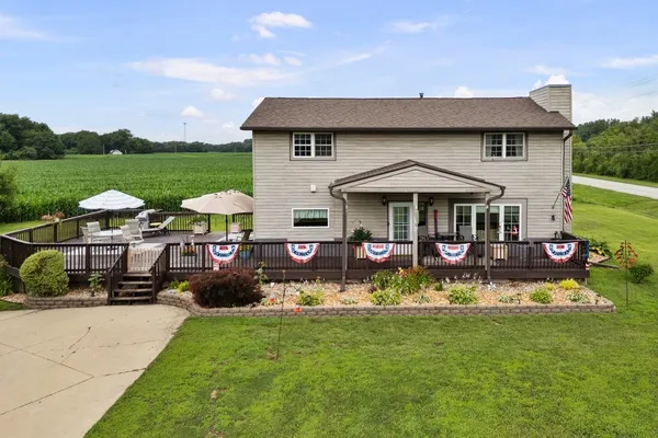 $329,000 | 1814 Big Island Road, Rock Island, IL 61201