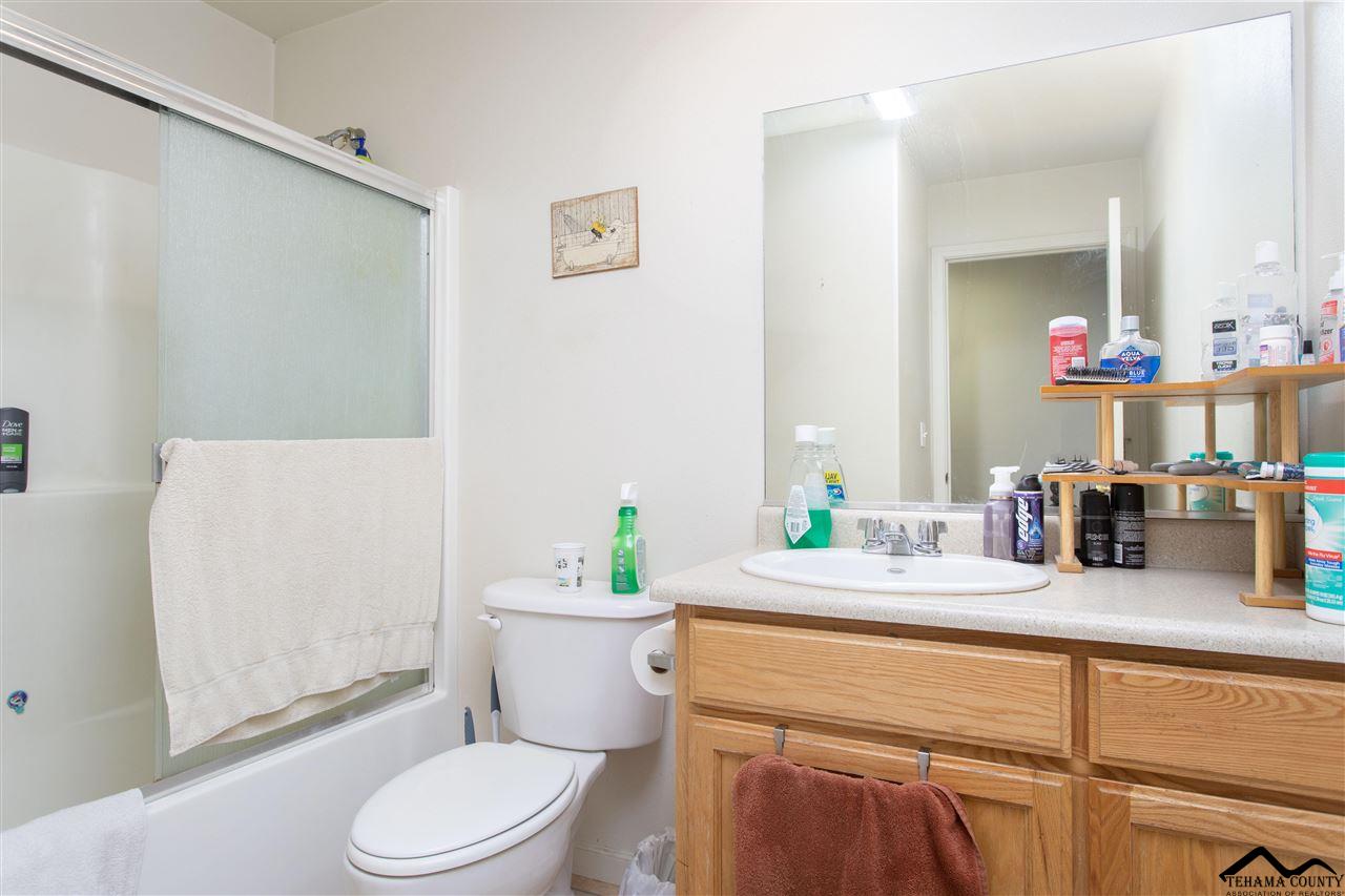 1395 5th Avenue Corning, CA 96021 - Photo 4 of 8
