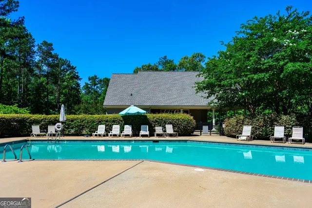 a view of a house with a big yard