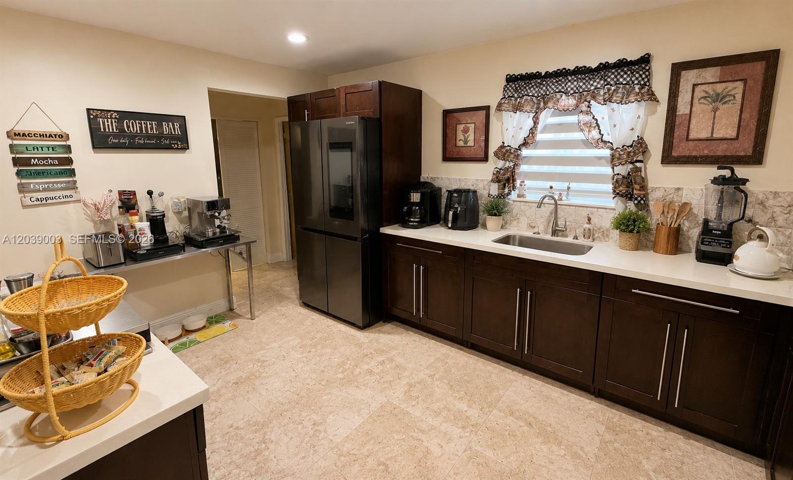 9101 Southwest 16th Street Miami, FL 33165 - Photo 5 of 21