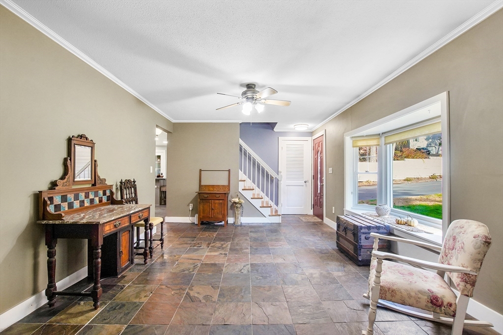 2112 Baptist Hill Road Palmer, MA 01069 - Photo 18 of 42