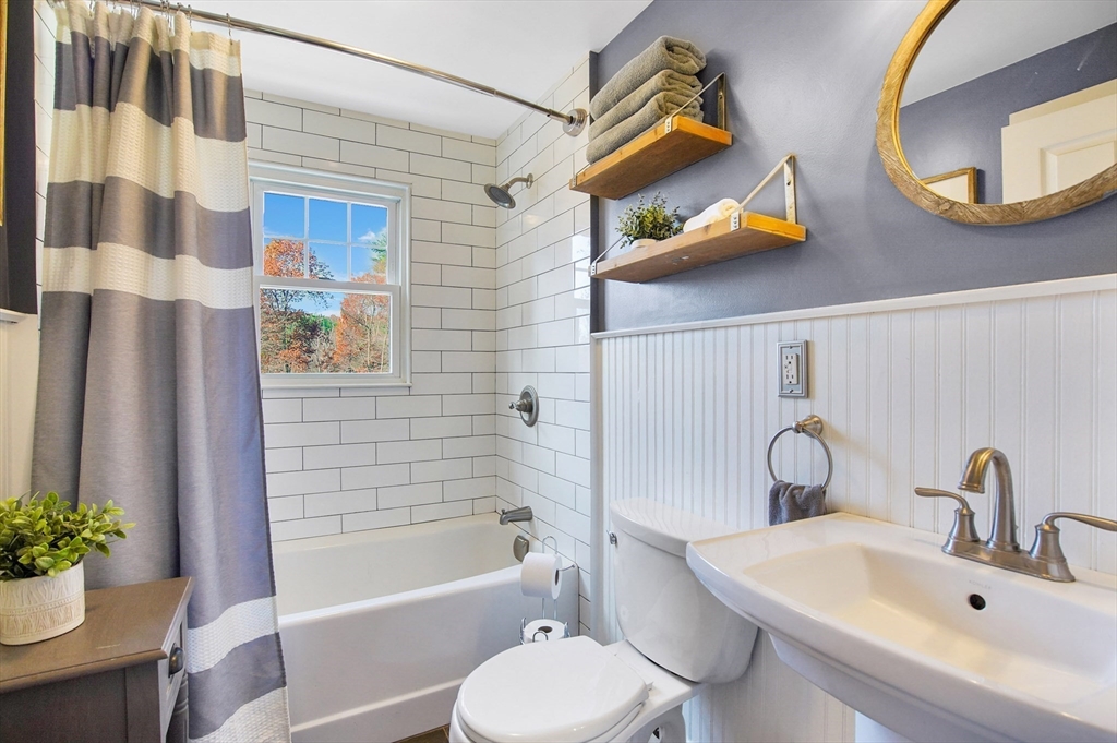 2112 Baptist Hill Road Palmer, MA 01069 - Photo 19 of 42