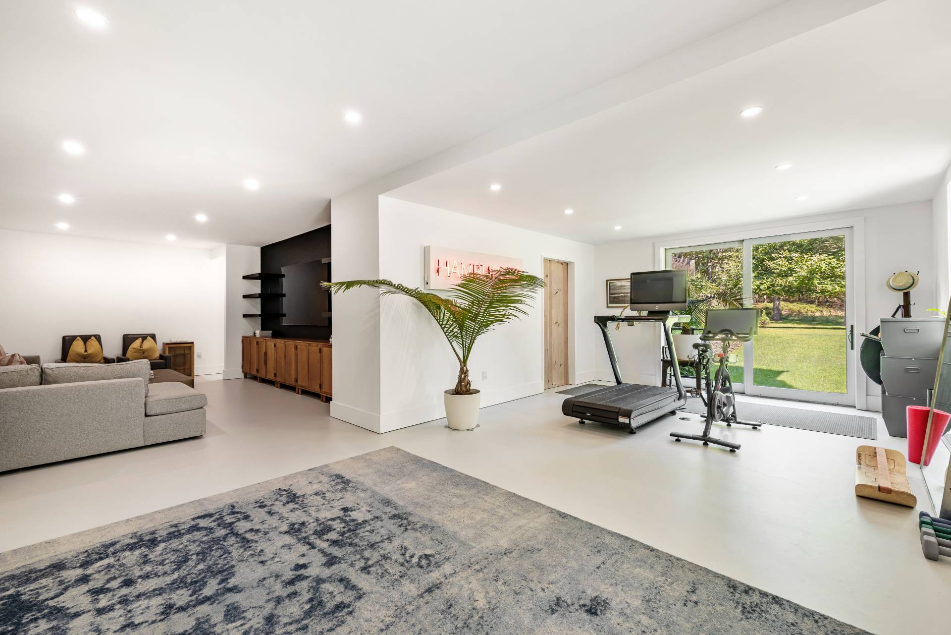 311 Town Line Road Wainscott, NY 11963 - Photo 22 of 39 a view of a room with gym equipment