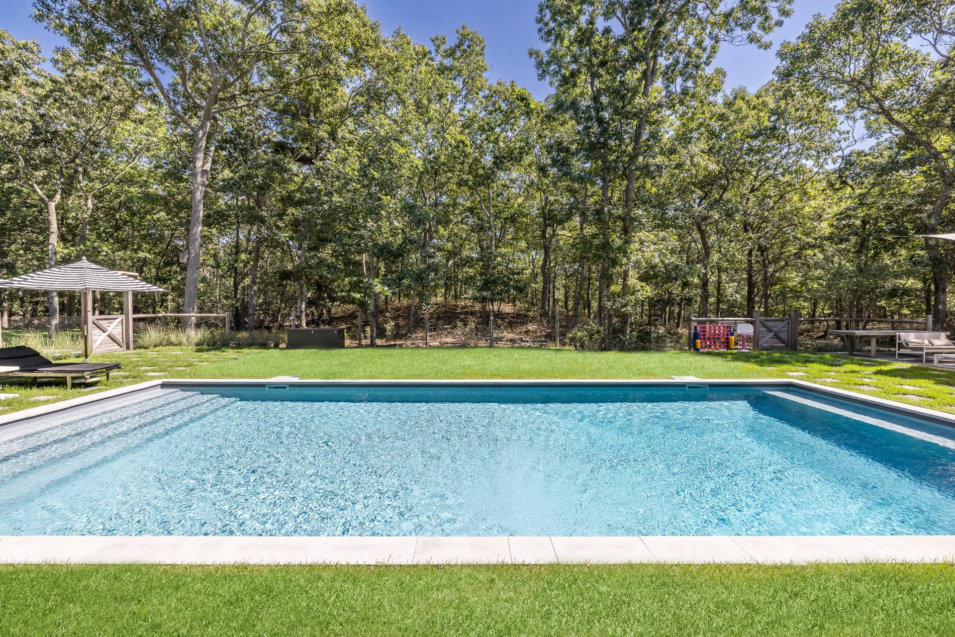 311 Town Line Road Wainscott, NY 11963 - Photo 27 of 34