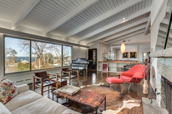 16 Rockholm Road Gloucester, MA 01930 - Photo 2 of 21 Gallery Image 2