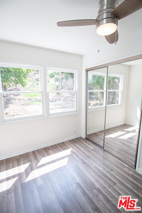 957 Terrace 49 Los Angeles, CA 90042 - Photo 14 of 28