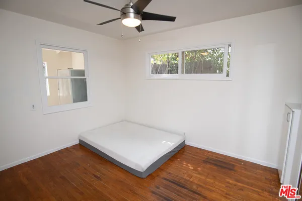 $5,950 | 957 Terrace 49, Los Angeles, CA 90042