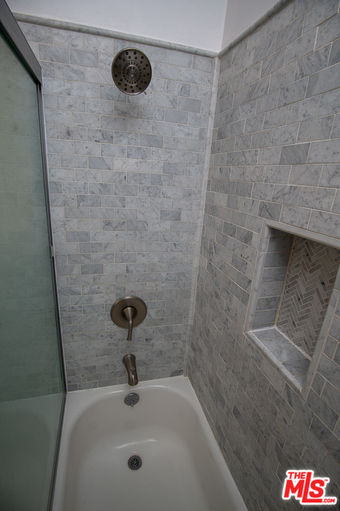 957 Terrace 49 Los Angeles, CA 90042 - Photo 21 of 28