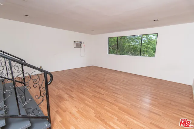 $5,950 | 957 Terrace 49, Los Angeles, CA 90042