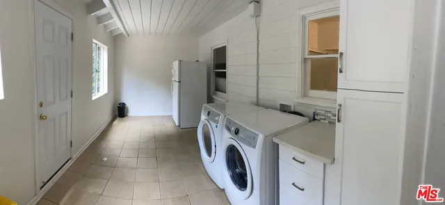 $5,950 | 957 Terrace 49, Los Angeles, CA 90042