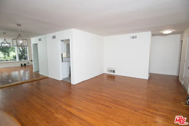 $5,950 | 957 Terrace 49, Los Angeles, CA 90042