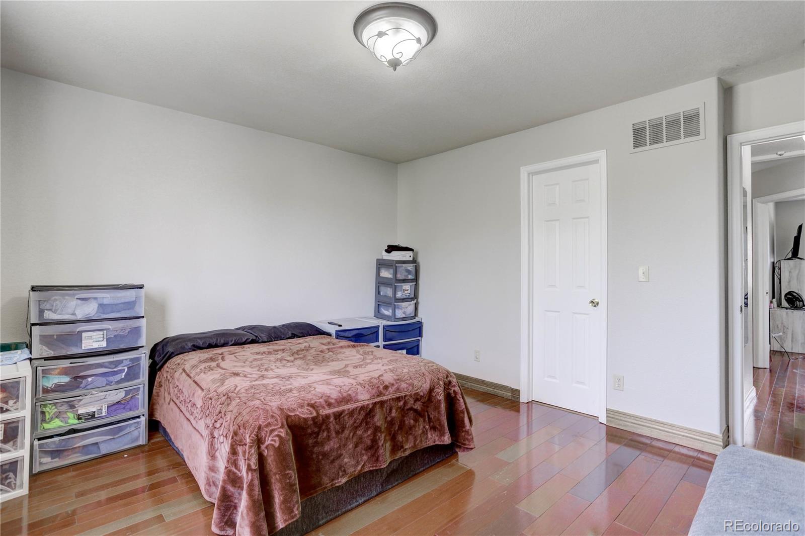 4585 Dillon Street Denver, CO 80239 - Photo 14 of 27