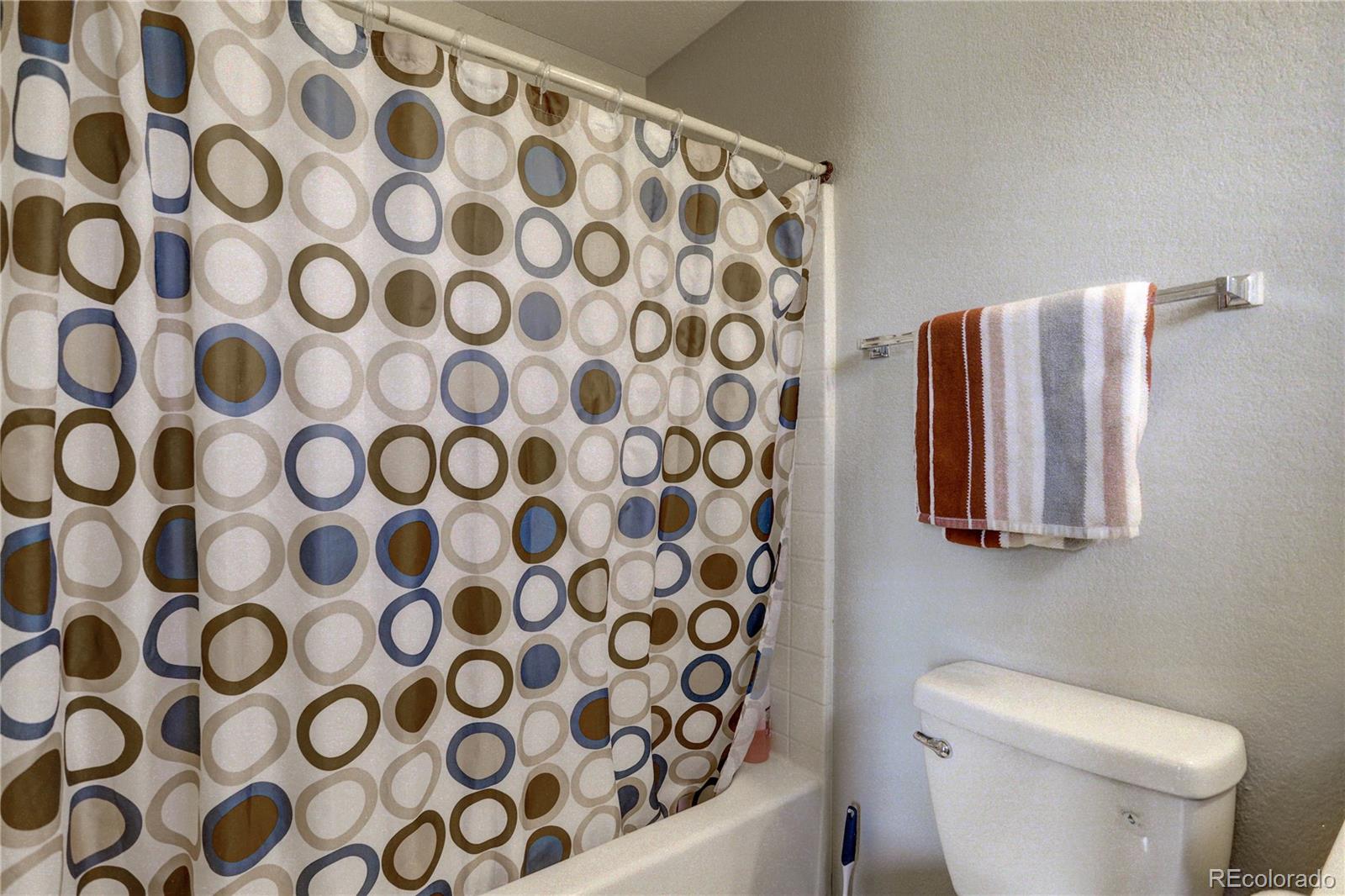 4585 Dillon Street Denver, CO 80239 - Photo 18 of 27