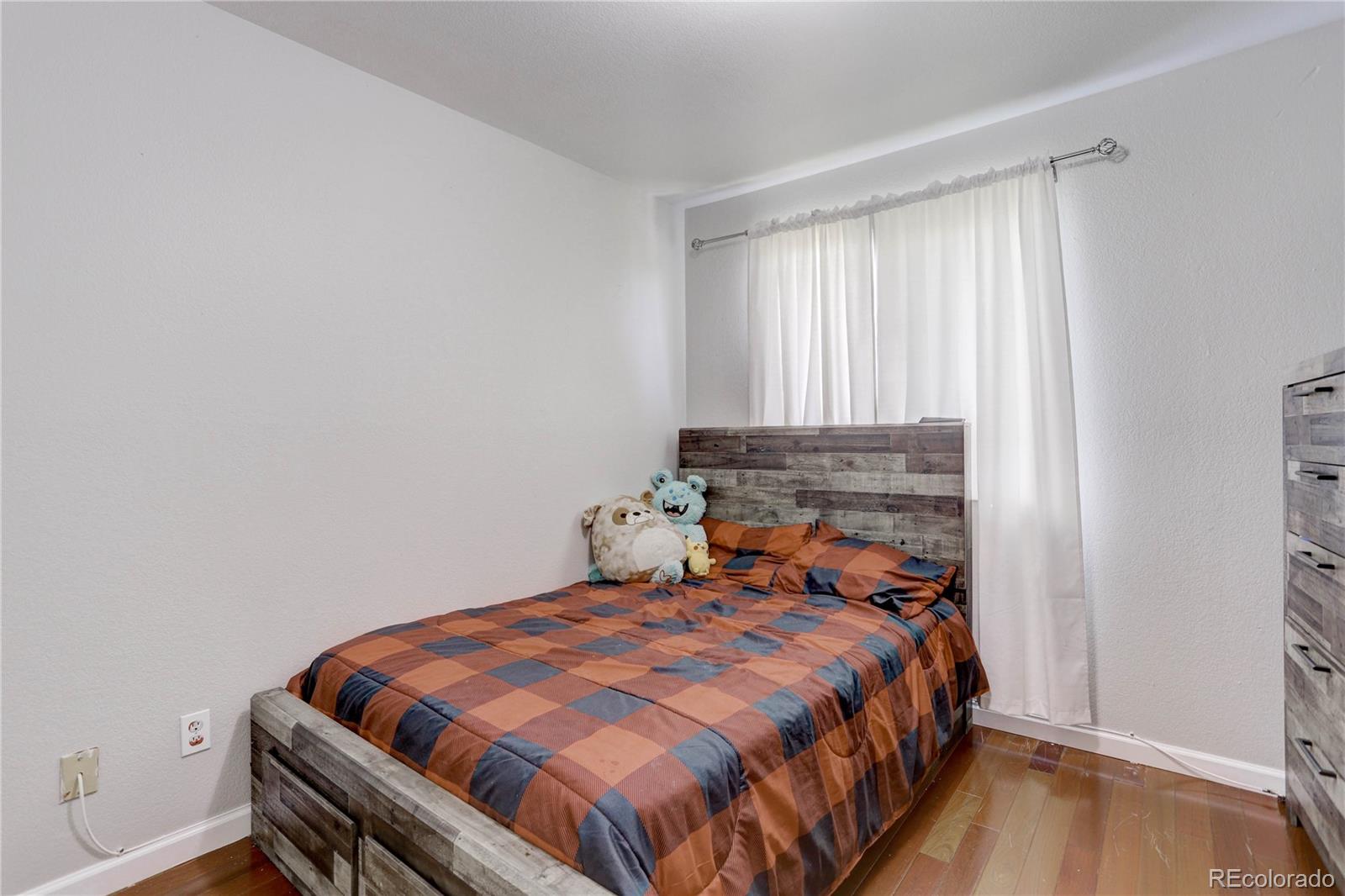 4585 Dillon Street Denver, CO 80239 - Photo 19 of 27