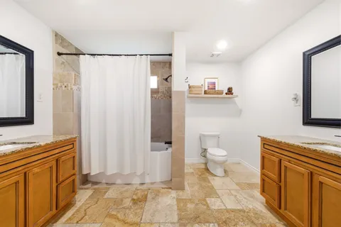 $635,000 | 1108 Wakefield Drive, Houston, TX 77018