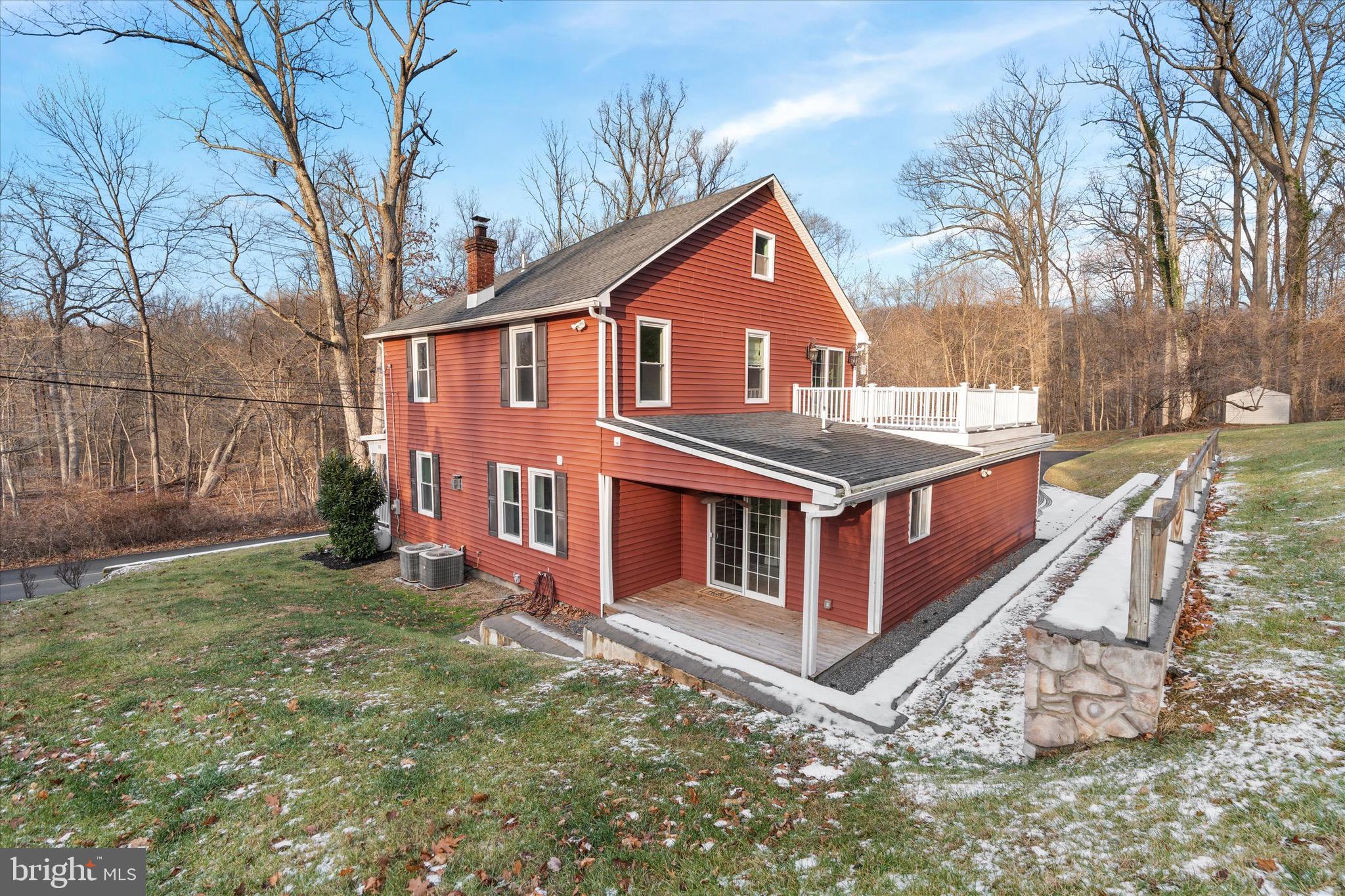88 Locksley Road Glen Mills, PA 19342 - Photo 45 of 48 Side Rear View