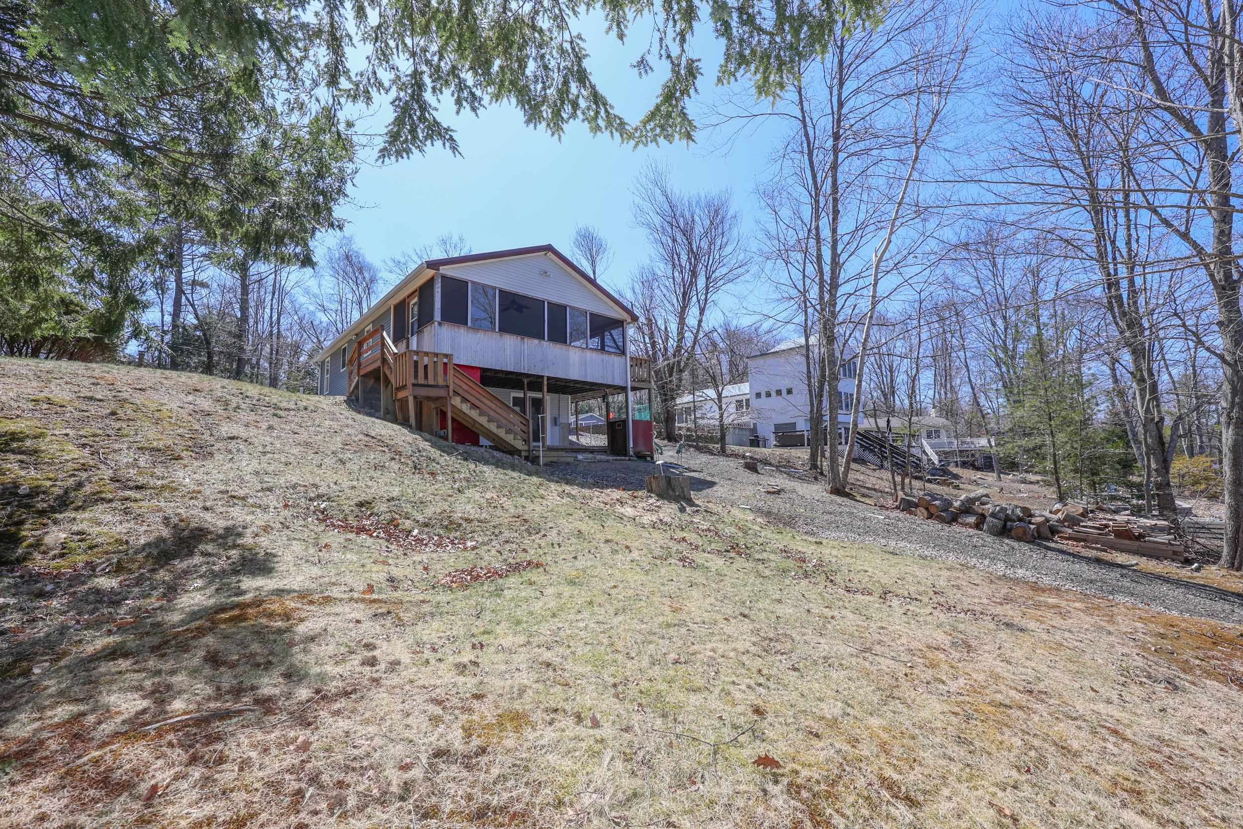 114 Varney Road Barnstead, NH 03225 - Photo 4 of 56