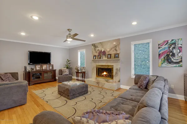 $3,500 | 90 Georgetown Road, Eatontown, NJ 07724