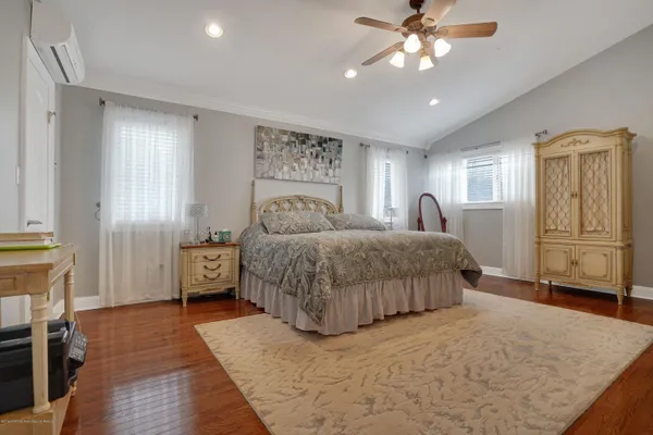 $3,500 | 90 Georgetown Road, Eatontown, NJ 07724