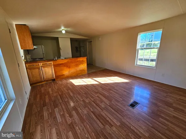 $1,300 | 13560 Lee Highway, Unit C, Washington, VA 22747