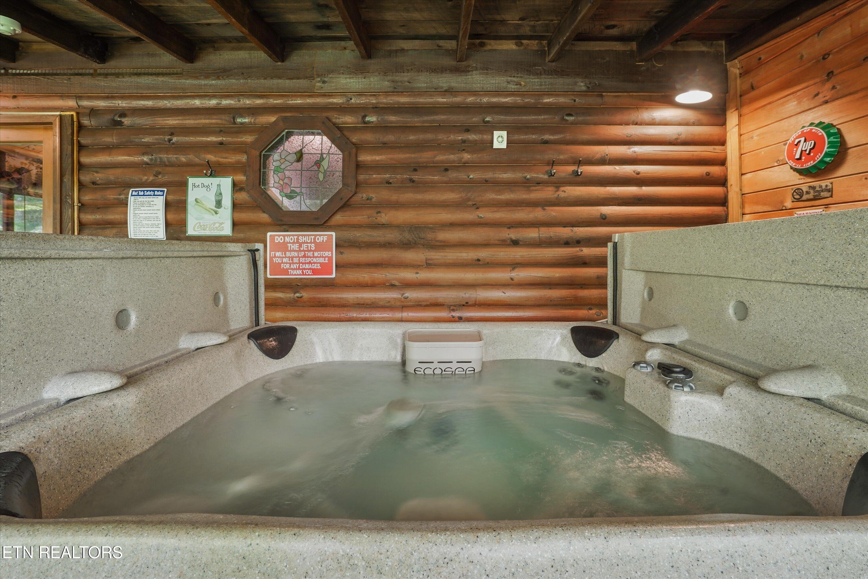 2308 Hidden Mountain Road Sevierville, TN 37876 - Photo 37 of 53 Hot Tub