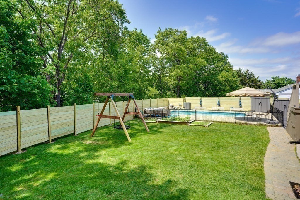 21 Murdoch Road Stoneham, MA 02180 - Photo 39 of 41 Gallery Image 39