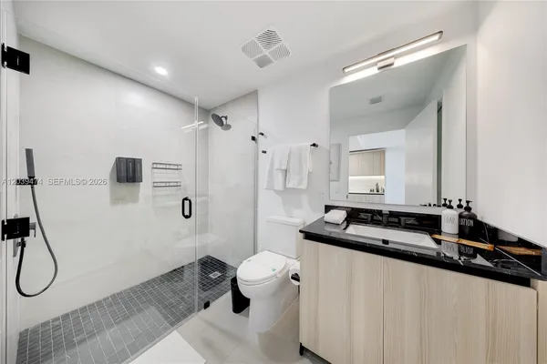 $3,200 | 225 North Miami Avenue, Unit 1510, Miami, FL 33128