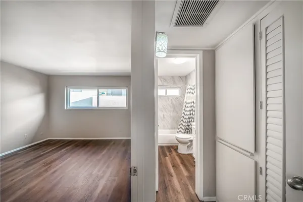 $379,900 | 5328 Newcastle Avenue, Unit 61, Encino, CA 91316