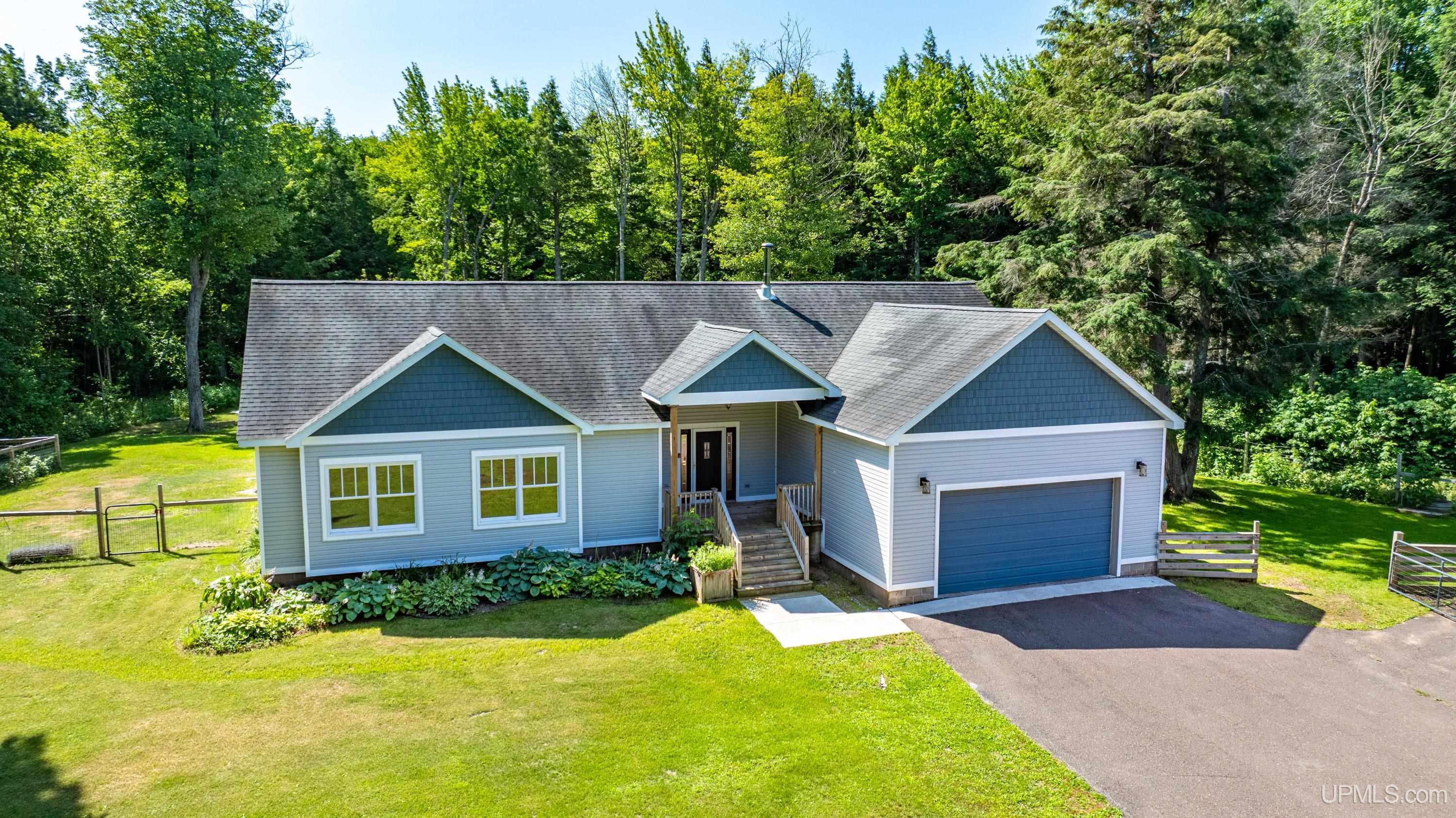 25659 South Entry Road Chassell, MI 49916 - Photo 1 of 70 Gallery Image 1