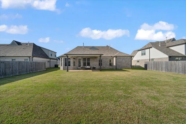 $330,000 | 40 Chesnut Spring Cove, Oakland, TN 38060