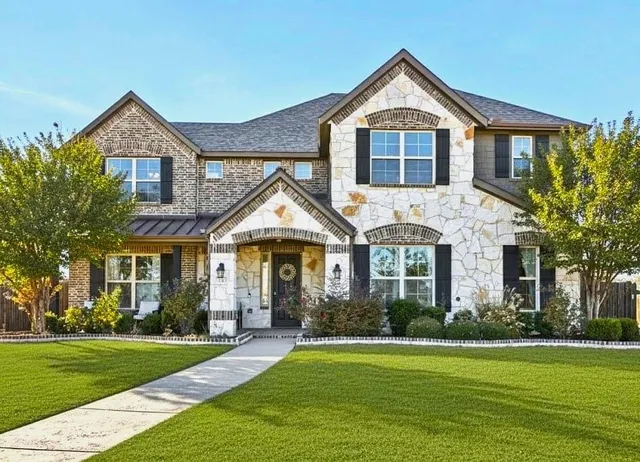 $920,000 | 273 Shallow Brook Drive, Sunnyvale, TX 75182