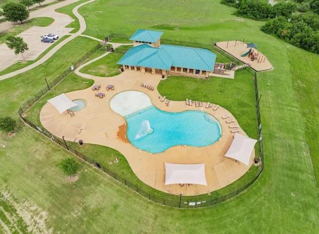 $920,000 | 273 Shallow Brook Drive, Sunnyvale, TX 75182