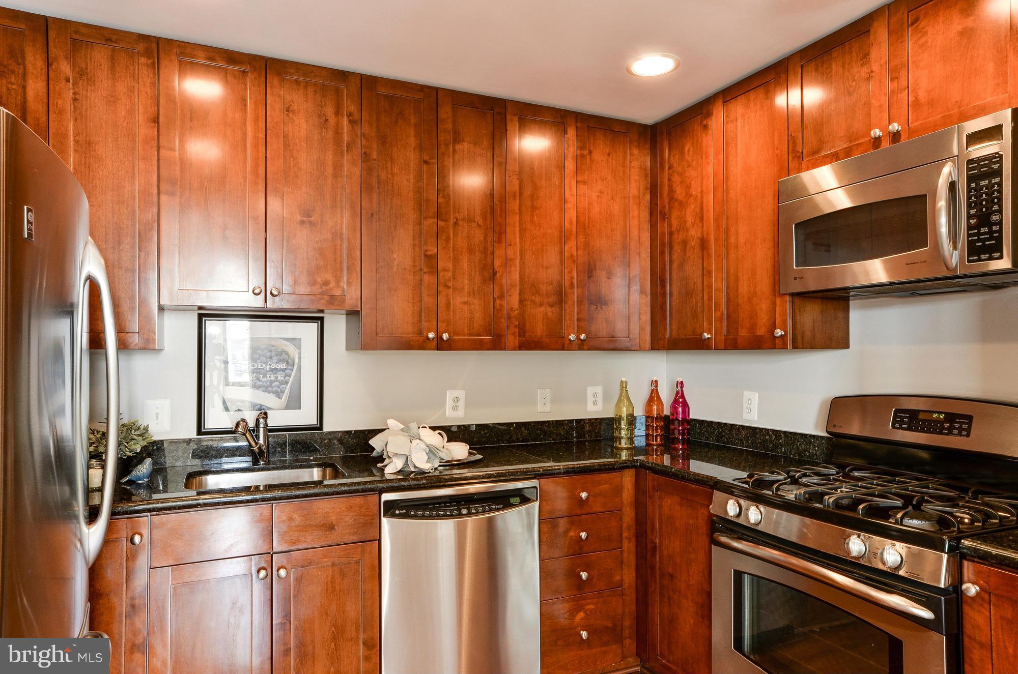 3600 South Glebe Road, Unit 501W Arlington, VA 22202 - Photo 5 of 27 Kitchen