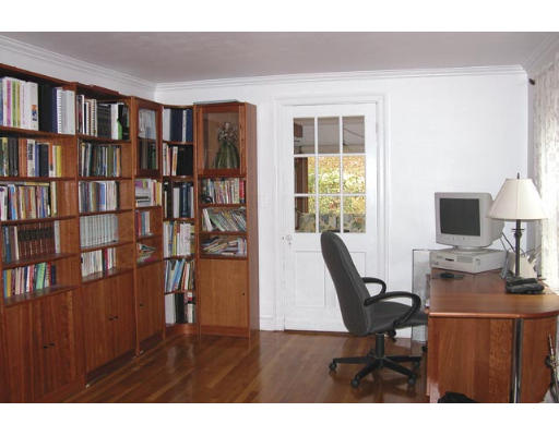 9 Jenness Road Brookline, MA 02446 - Photo 5 of 11 Gallery Image 5