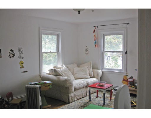9 Jenness Road Brookline, MA 02446 - Photo 10 of 11 Gallery Image 10