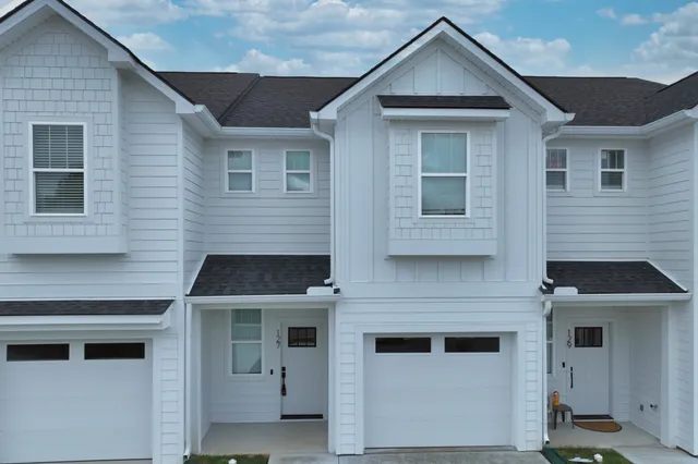 $1,950 | 127 High Pk Circle, Lebanon, TN 37087