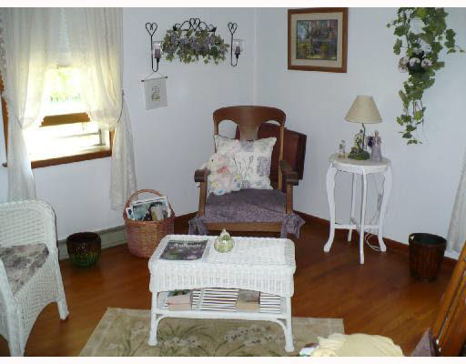 52282 Laurel Road South Bend, IN 46637 - Photo 6 of 8 Gallery Image 6