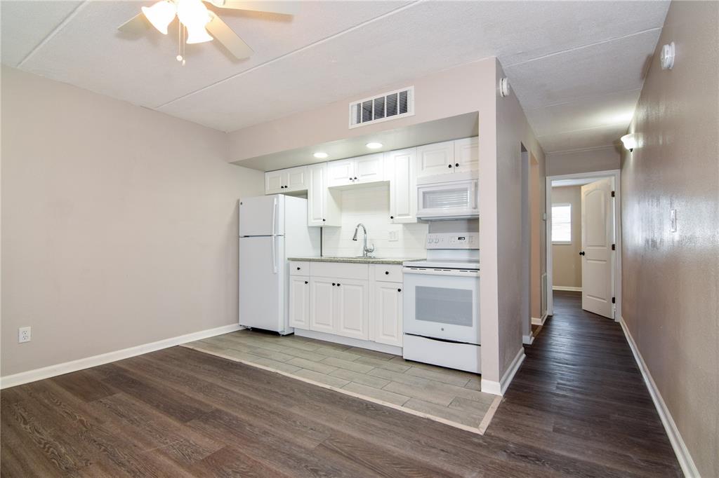 8100 Blind Pass Road St. Pete Beach, FL 33706 - Photo 2 of 12