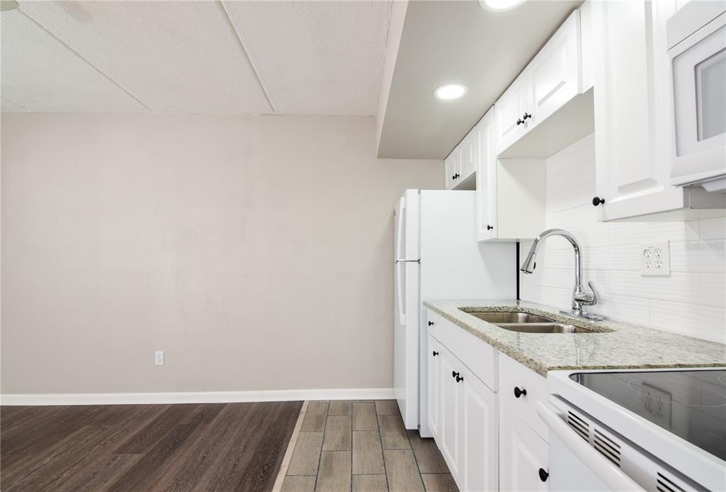 8100 Blind Pass Road St. Pete Beach, FL 33706 - Photo 10 of 12