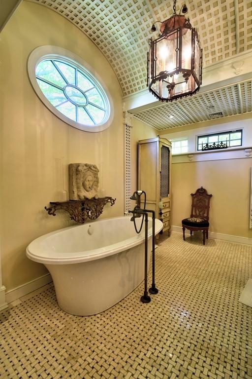 106 Gale Road Swampscott, MA 01907 - Photo 12 of 23 Gallery Image 12