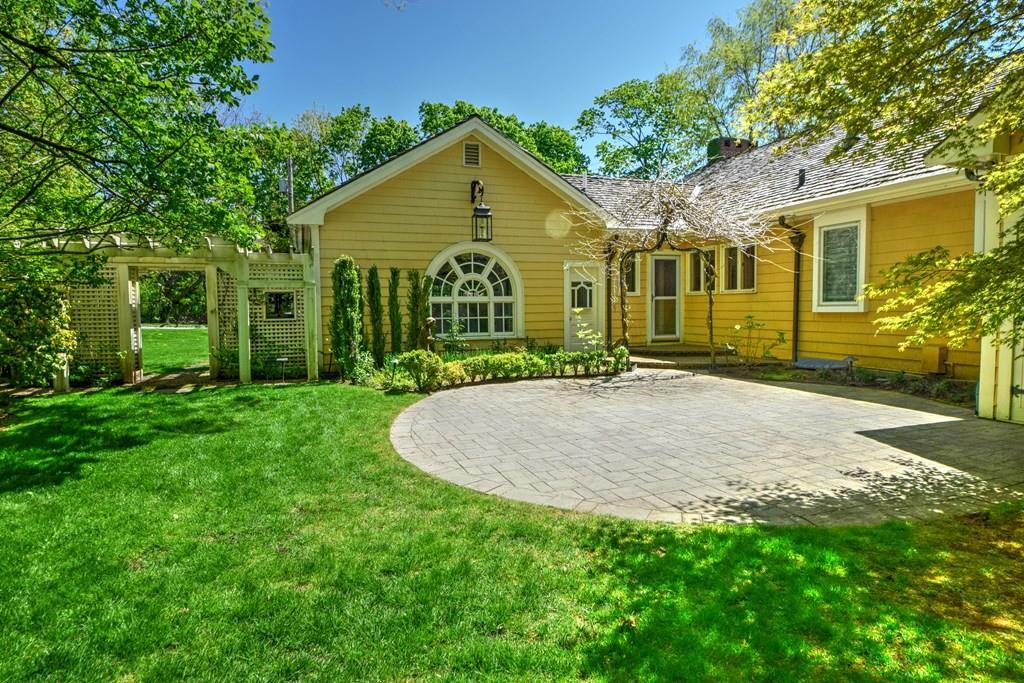 106 Gale Road Swampscott, MA 01907 - Photo 21 of 23 Gallery Image 21