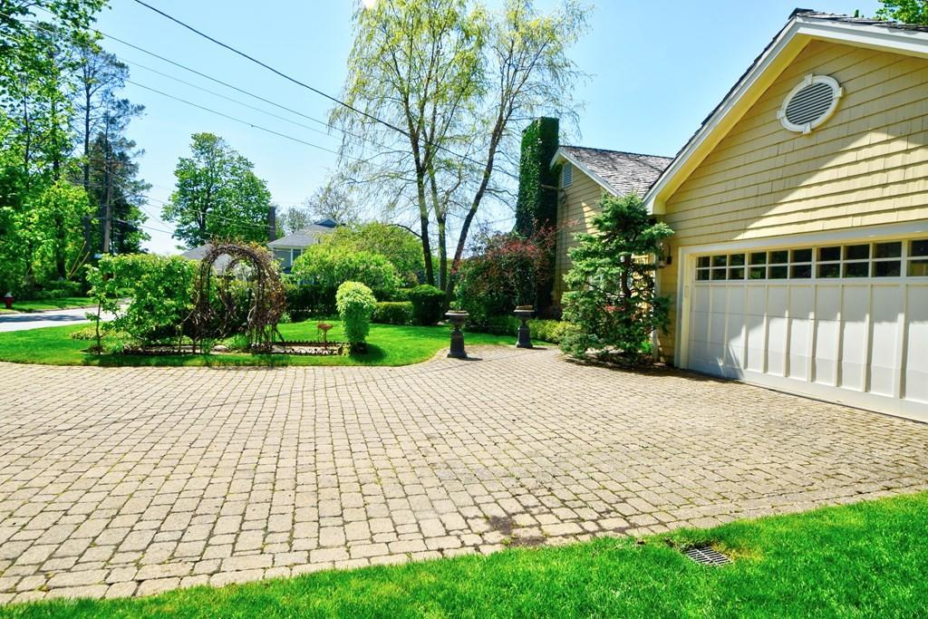 106 Gale Road Swampscott, MA 01907 - Photo 22 of 23 Gallery Image 22