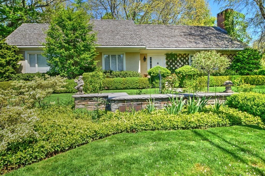 106 Gale Road Swampscott, MA 01907 - Photo 3 of 23 Gallery Image 3