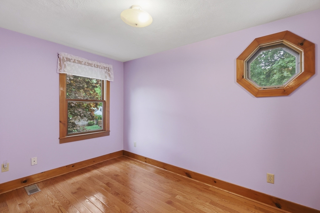 1 Brookhaven Road Worcester, MA 01606 - Photo 29 of 39