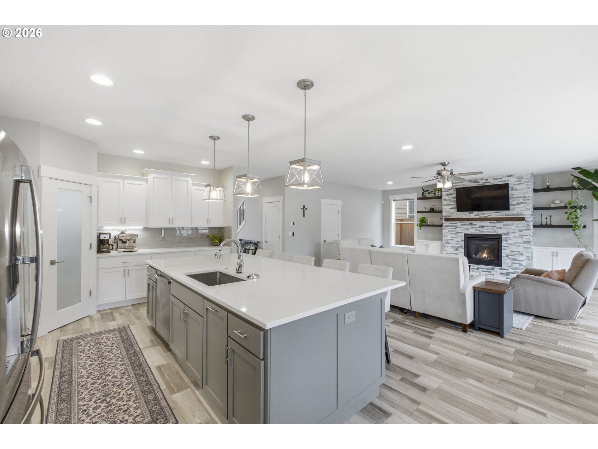 816 Riley Drive Northeast Silverton, OR 97381 - Photo 11 of 48