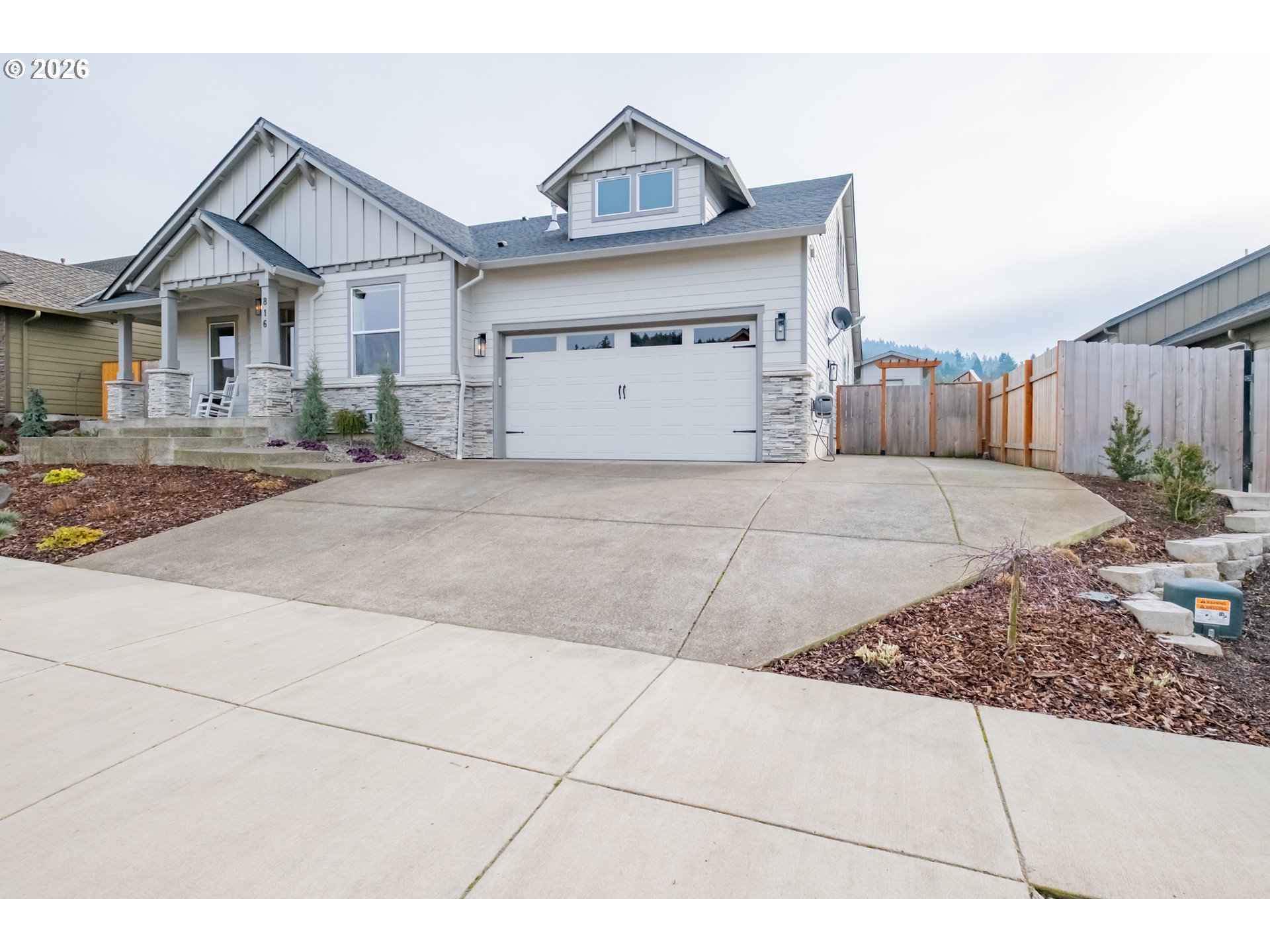 816 Riley Drive Northeast Silverton, OR 97381 - Photo 2 of 48