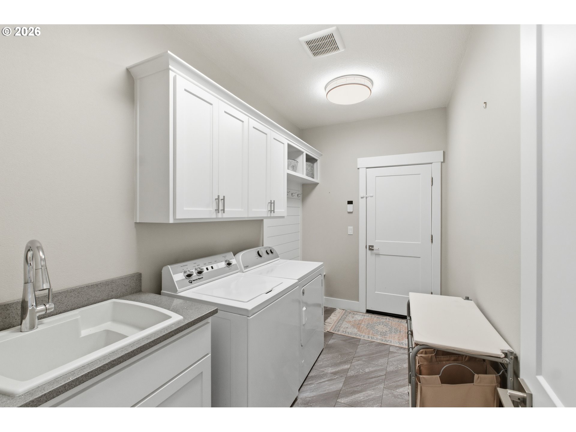 816 Riley Drive Northeast Silverton, OR 97381 - Photo 24 of 48