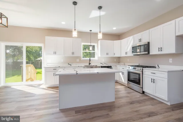 $449,900 | 209 Stotesbury Avenue, Newfield, NJ 08344